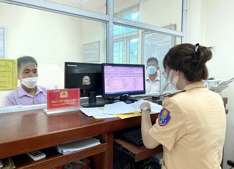 Cần làm thủ tục đăng ký xe máy điện ở đâu theo quy định mới 2025?
