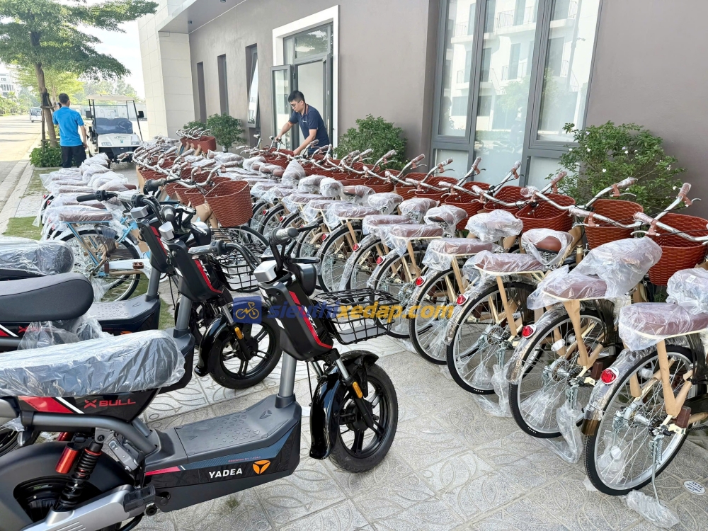 giao-xe-dap-thong-nhat-va-xe-dien-yadea-tai-lasong-hotel