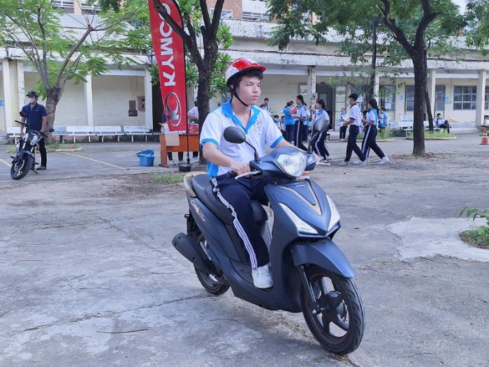 luat-moi-cho-xe-may-50cc-2025-2