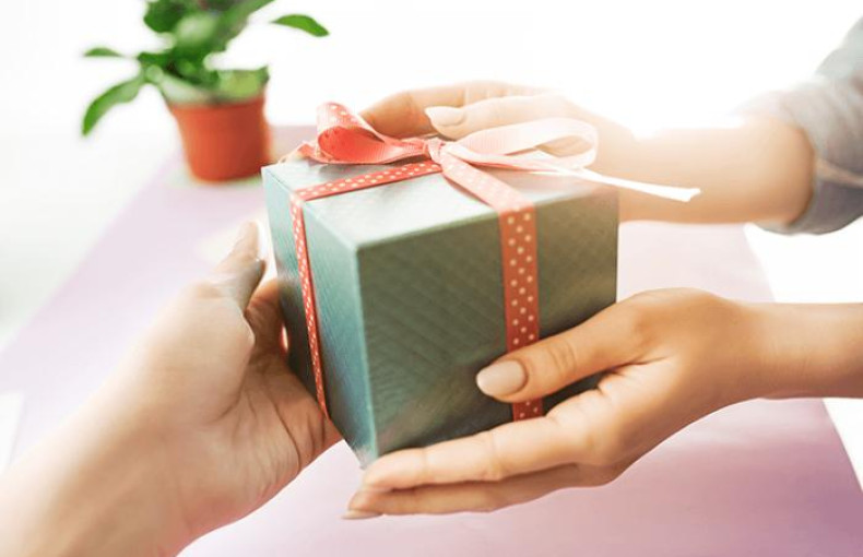 Top 3 quà tặng cuối năm học cho sinh viên đầy ý nghĩa
